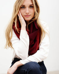 Echarpe Dégradée en soie laine bordeaux